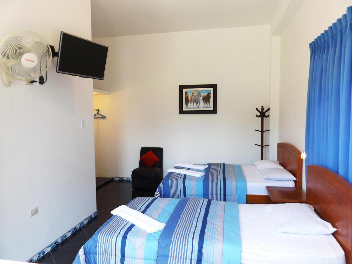 Hotel El Tirol San Ramón Buitenkant foto