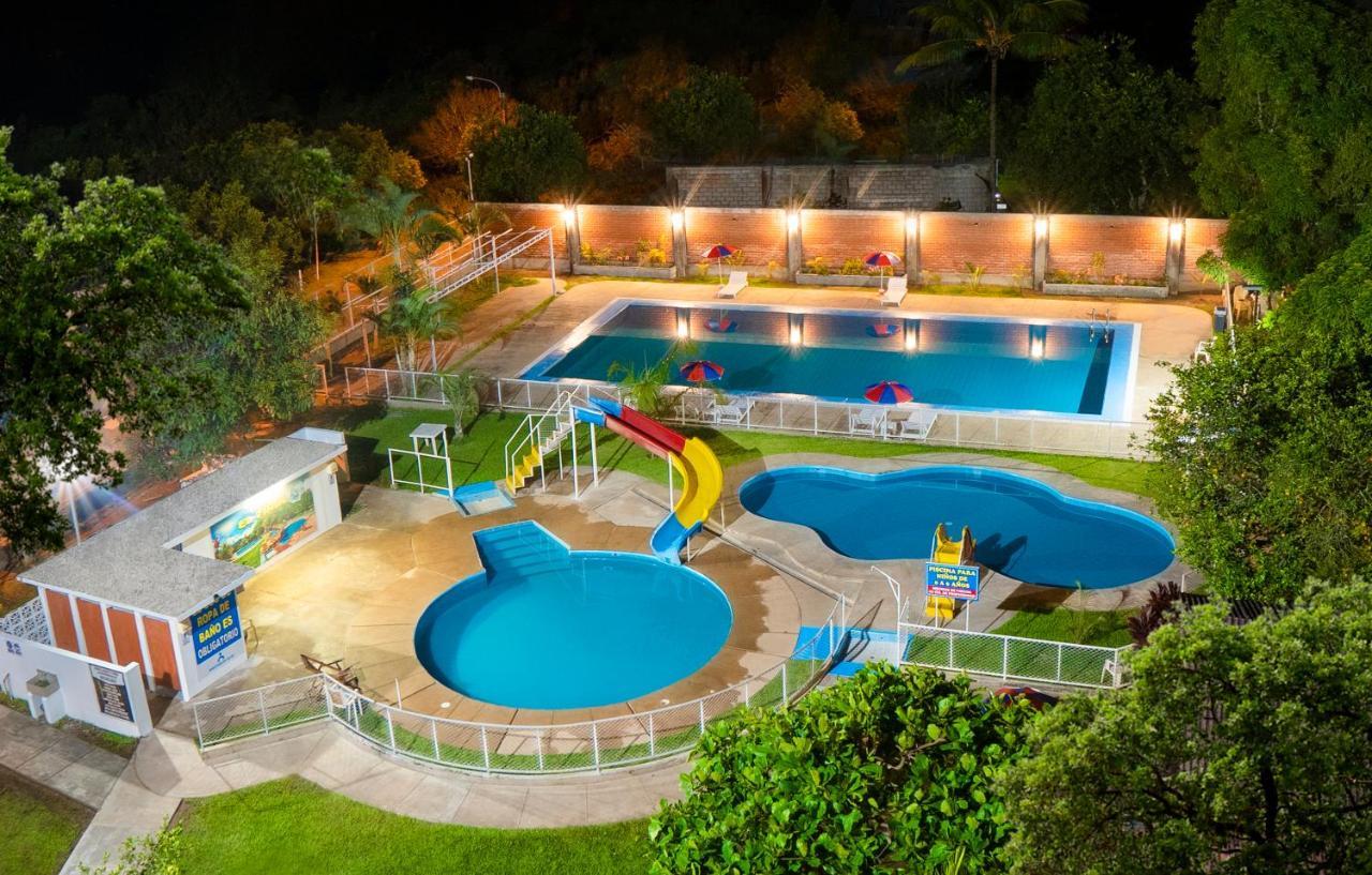 Hotel El Tirol San Ramón Buitenkant foto