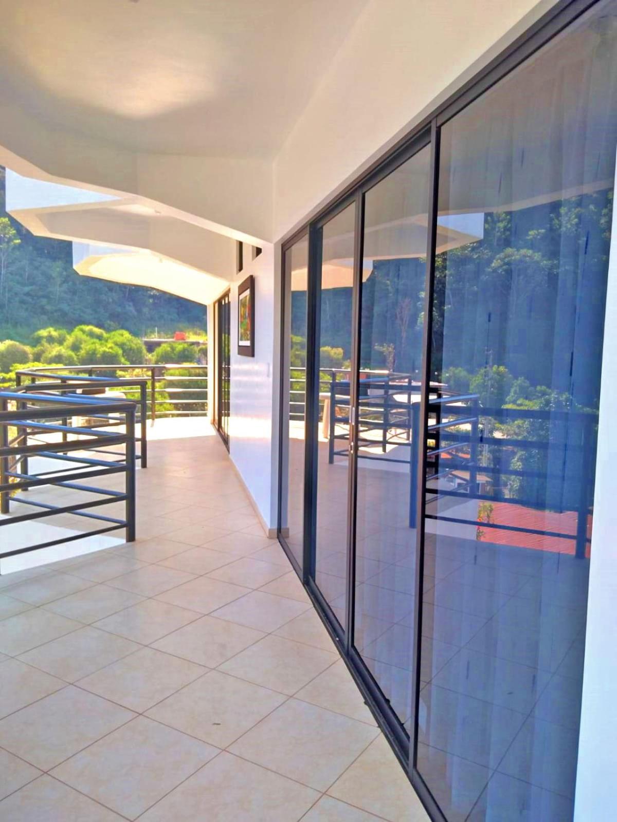 Hotel El Tirol San Ramón Buitenkant foto