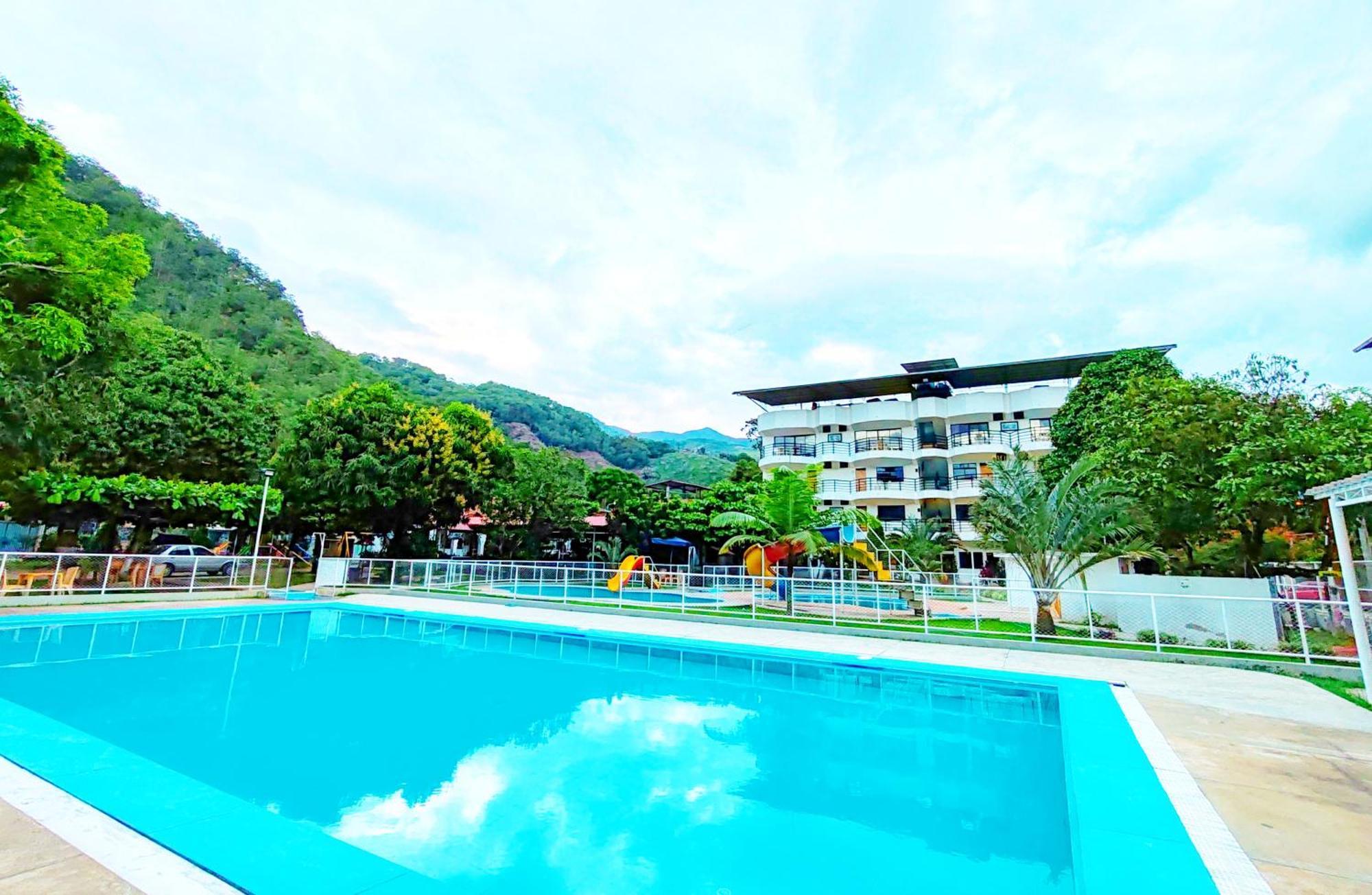 Hotel El Tirol San Ramón Buitenkant foto